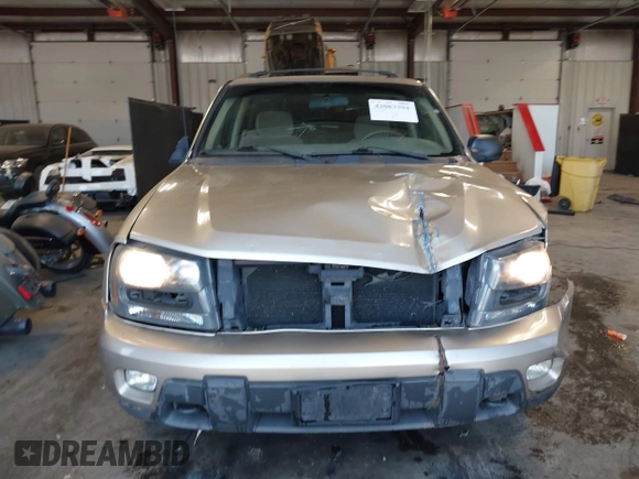2004 Chevrolet TrailBlazer LS with VIN 1GNDT13S342194391, listed as a IAAI auction lot 42083394 with 215,125 mi miles and . Bid and sale history available at DreamBid. Image 12.