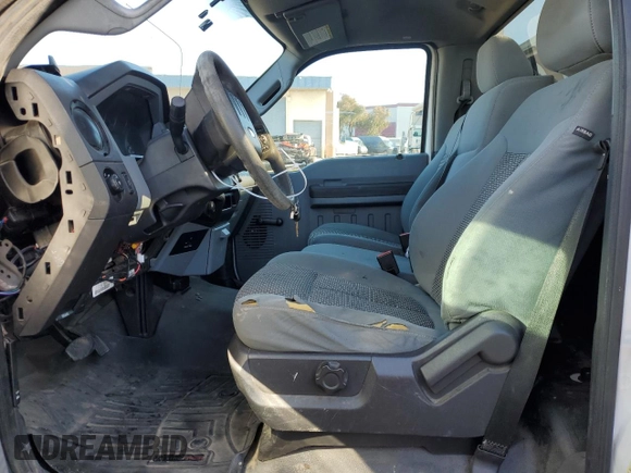 2014 Ford F-250 XL with VIN 1FDBF2A61EEA62194, listed as a Copart auction lot 48779655 with 262,168 mi miles and Clean title. Bid and sale history available at DreamBid. Image 7.