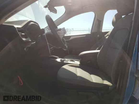 2021 Ford Escape S with VIN 1FMCU9F65MUA94498, listed as a Copart auction lot 81848834 with 29,848 mi miles and Salvage Title. Bid and sale history available at DreamBid. Image 7.