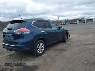 2015 Nissan Rogue SL with VIN 5N1AT2MV8FC770141, listed as a IAAI auction lot 42039465 with 98,920 mi miles and . Bid and sale history available at DreamBid. Image 4.
