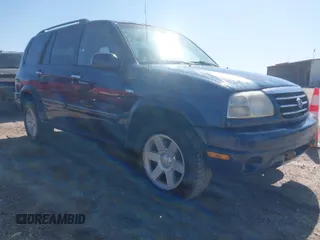 2003 Suzuki XL-7 Touring with VIN JS3TX92V234104722, listed as a IAAI auction lot 41994253 with 185,553 mi miles. Bid and sale history available at carsss.com. Image 1.