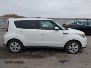 2014 Kia Soul with VIN KNDJN2A29E7745748, listed as a IAAI auction lot 41134946 with 277,310 mi miles. Bid and sale history available at carsss.com. Image 14.