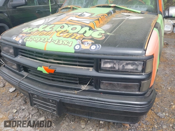 1995 Chevrolet Tahoe z VIN 1GNEC13K8SJ398465, wystawiony jako IAAI lot #41750642 z przebiegiem 233 251 mil mil oraz . Historia ofert i sprzedaży dostępna na DreamBid. Obrazek 6.