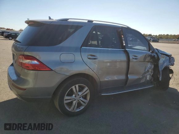 2013 Mercedes-Benz M 350 with VIN 4JGDA2EB7DA169643, listed as a Copart auction lot 76884404 with Not Provided miles and Salvage Title. Bid and sale history available at carsss.com. Image 3.