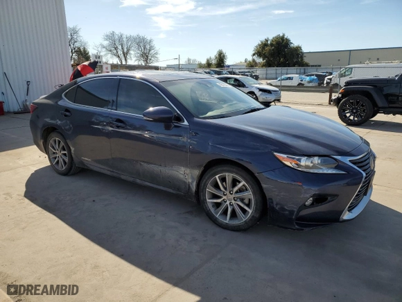 2016 Lexus ES 300h Hybrid with VIN JTHBW1GG1G2108396, listed as a Copart auction lot 46472075 with 166,952 mi miles and Salvage Title. Bid and sale history available at carsss.com. Image 4.