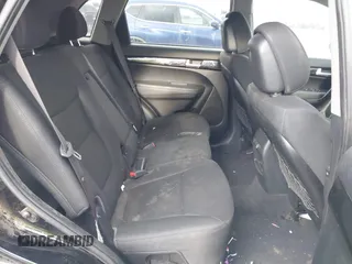 2014 Kia Sorento LX with VIN 5XYKT3A67EG539205, listed as a IAAI auction lot 41877741 with 177,446 mi miles. Bid and sale history available at carsss.com. Image 8.