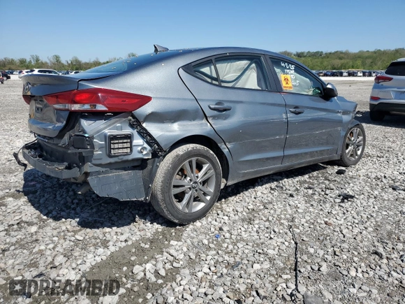 2018 Hyundai Elantra SEL z VIN KMHD84LF9JU518440, wystawiony jako Copart lot #53699415 z przebiegiem Nie podano mil oraz Szkoda całkowita • Salvage title. Historia ofert i sprzedaży dostępna na DreamBid. Obrazek 3.