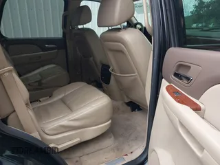 2008 GMC Yukon SLT 4SB with VIN 1GKFC13J18R118629, listed as a IAAI auction lot 41798020 with 215,760 mi miles and . Bid and sale history available at DreamBid. Image 8.