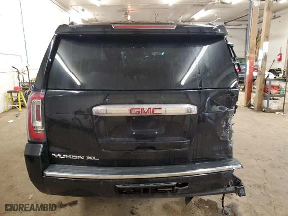 2020 GMC Yukon XL Denali with VIN 1GKS2HKJ3LR284607, listed as a Copart auction lot 86979224 with 85,304 mi miles and Salvage Title. Bid and sale history available at carsss.com. Image 6.