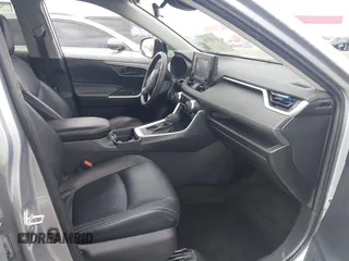 2019 Toyota RAV4 LE with VIN 2T3H1RFV1KW034812, listed as a IAAI auction lot 41016776 with 101,219 mi miles. Bid and sale history available at carsss.com. Image 5.