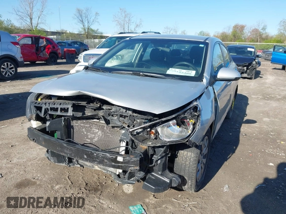 2018 Hyundai Accent SE with VIN 3KPC24A3XJE009062, listed as a IAAI auction lot 42127408 with 101,724 mi miles and . Bid and sale history available at carsss.com. Image 2.