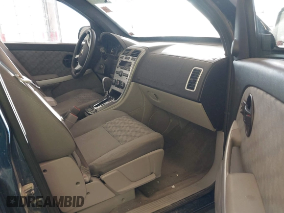 2008 Chevrolet Equinox LS with VIN 2CNDL13F386313198, listed as a IAAI auction lot 41684305 with 123,683 mi miles. Bid and sale history available at carsss.com. Image 5.