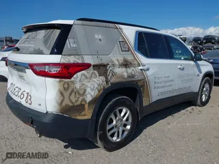 2019 Chevrolet Traverse LT Leather with VIN 1GNEVHKW2KJ306743, listed as a IAAI auction lot 41560538 with 132,641 mi miles. Bid and sale history available at carsss.com. Image 4.