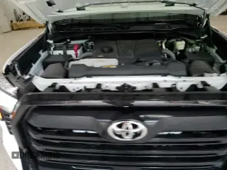 2024 Toyota Tundra SR с VIN 5TFKB5DB4RX218720, выставлен на аукционе Copart как лот 57264625 с пробегом 6 895 миль миль и Списание • Salvage title. История ставок и продаж доступна на DreamBid. Изображение 13.