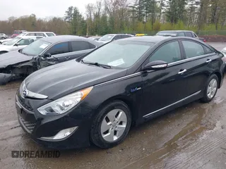 2012 Hyundai Sonata Hybrid z VIN KMHEC4A40CA031572, wystawiony jako IAAI lot #42161534 z przebiegiem 67 663 mil mil oraz . Historia ofert i sprzedaży dostępna na DreamBid. Obrazek 2.