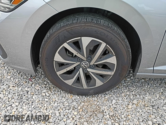 2024 Volkswagen Jetta S with VIN 3VW5M7BU5RM054856, listed as a IAAI auction lot 42744213 with 22,414 mi miles and . Bid and sale history available at DreamBid. Image 28.