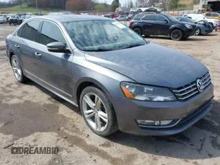 2014 Volkswagen Passat TDI SEL Premium with VIN 1VWCN7A31EC119906, listed as a IAAI auction lot 41956632 with 95,141 mi miles. Bid and sale history available at carsss.com. Image 1.