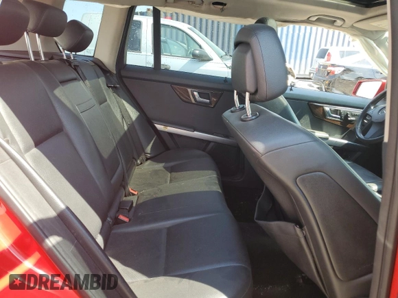 2011 Mercedes-Benz GLK 350 with VIN WDCGG8HB3BF627347, listed as a Copart auction lot 70970784 with 177,000 mi miles and Non Repairable. Bid and sale history available at DreamBid. Image 10.