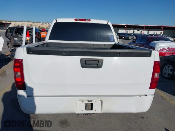 2009 Chevrolet Silverado 1500 LT with VIN 3GCEC23JX9G130616, listed as a IAAI auction lot 41410807 with 143,731 mi miles. Bid and sale history available at carsss.com. Image 16.