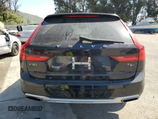 2017 Volvo V90 z VIN YV4A22NL7H1004532, wystawiony jako Copart lot #57873094 z przebiegiem 66 942 mil mil oraz Szkody całkowita. Historia ofert i sprzedaży dostępna na DreamBid. Obrazek 6.