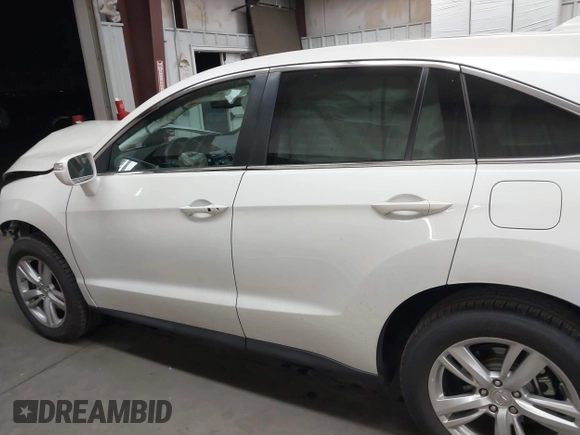 2014 Acura RDX Technology with VIN 5J8TB3H55EL016923, listed as a IAAI auction lot 42474670 with 40,896 mi miles and . Bid and sale history available at DreamBid. Image 15.