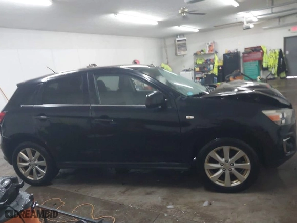 2013 Mitsubishi Outlander Sport SE with VIN 4A4AP4AU8DE020605, listed as a IAAI auction lot 41281865 with 167,783 mi miles. Bid and sale history available at carsss.com. Image 13.