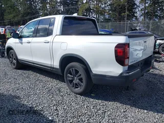 2019 Honda Ridgeline Sport z VIN 5FPYK3F10KB045515, wystawiony jako IAAI lot #41812045 z przebiegiem 87 667 mil mil oraz . Historia ofert i sprzedaży dostępna na DreamBid. Obrazek 3.