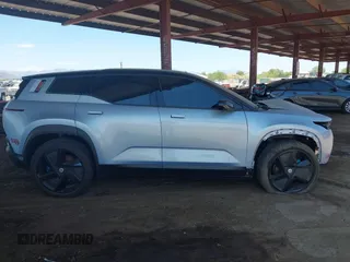 2023 Fisker Ocean One с VIN VCF1ZBU28PG002131, выставлен на аукционе IAAI как лот 42767500 с пробегом Не указан миль и . История ставок и продаж доступна на DreamBid. Изображение 12.