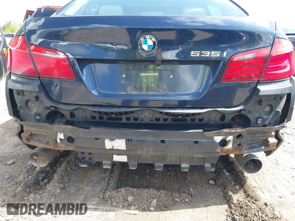2011 BMW 5 Series 535i z VIN WBAFR7C52BC602798, wystawiony jako IAAI lot #42268270 z przebiegiem 149 249 mil mil oraz . Historia ofert i sprzedaży dostępna na DreamBid. Obrazek 16.