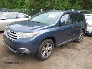 2013 Toyota Highlander Limited z VIN 5TDDK3EH9DS203161, wystawiony jako IAAI lot #42193516 z przebiegiem 194 352 mil mil oraz . Historia ofert i sprzedaży dostępna na DreamBid. Obrazek 17.