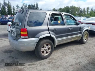 2006 Ford Escape Hybrid with VIN 1FMCU96HX6KC96124, listed as a IAAI auction lot 42272741 with Not provided miles and . Bid and sale history available at DreamBid. Image 4.