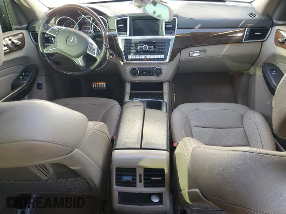 2015 Mercedes-Benz M 400 with VIN 4JGDA5GB2FA586282, listed as a Copart auction lot 85108304 with 123,808 mi miles and Salvage Title. Bid and sale history available at DreamBid. Image 8.