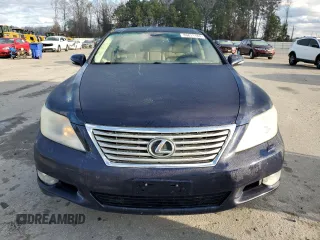 2010 Lexus LS 460 z VIN JTHCL5EF5A5008760, wystawiony jako Copart lot #86811184 z przebiegiem 141 508 mil mil oraz Szkoda całkowita • Salvage title. Historia ofert i sprzedaży dostępna na DreamBid. Obrazek 5.