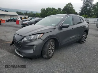 2020 Ford Escape SEL с VIN 1FMCU9H95LUA05292, выставлен на аукционе Copart как лот 64805935 с пробегом 54 191 миль миль и Списание • Salvage title. История ставок и продаж доступна на DreamBid. Изображение 1.