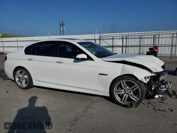 2016 BMW 5 Series 535i xDrive with VIN WBA5B3C55GG260630, listed as a Copart auction lot 58806995 with 72,028 mi miles and Salvage title. Bid and sale history available at DreamBid. Image 4.