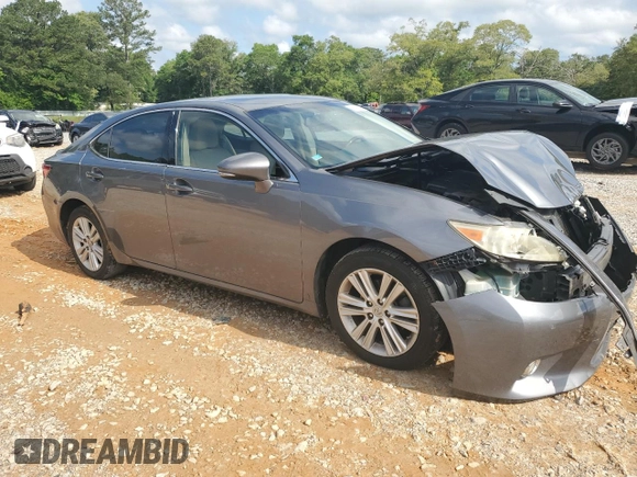 2014 Lexus ES 330 с VIN JTHBK1GG3E2084739, выставлен на аукционе Copart как лот 56218765 с пробегом 234 241 миль миль и Списание • Salvage title. История ставок и продаж доступна на DreamBid. Изображение 4.