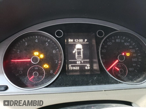 2013 Volkswagen CC Sport with VIN WVWBN7AN2DE518715, listed as a Copart auction lot 48177325 with 151,622 mi miles and Clean Title. Bid and sale history available at DreamBid. Image 9.