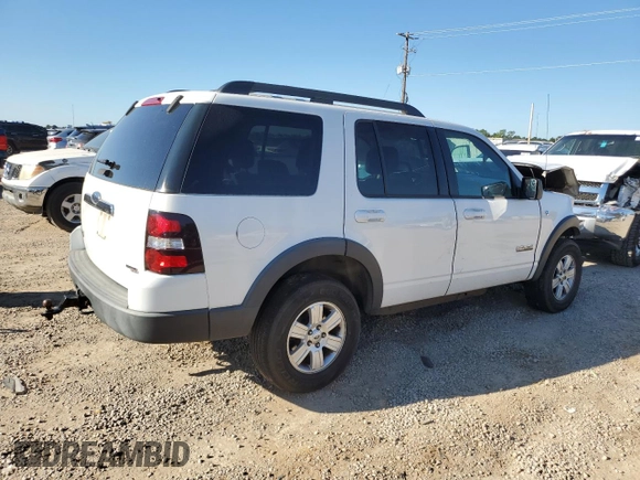 2007 Ford Explorer XLT z VIN 1FMEU73887UB87099, wystawiony jako Copart lot #43654775 z przebiegiem Nie podano mil oraz Szkoda całkowita • Salvage title. Historia ofert i sprzedaży dostępna na DreamBid. Obrazek 3.