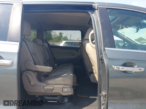 2018 Honda Odyssey EX-L z VIN 5FNRL6H77JB096733, wystawiony jako IAAI lot #42133737 z przebiegiem 165 069 mil mil oraz . Historia ofert i sprzedaży dostępna na DreamBid. Obrazek 8.