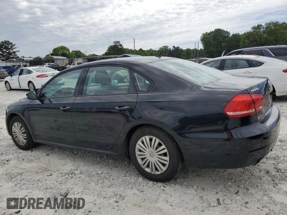 2014 Volkswagen Passat S z VIN 1VWAT7A30EC102382, wystawiony jako Copart lot #58178845 z przebiegiem 158 498 mil mil oraz Czysty tytuł • Clean title. Historia ofert i sprzedaży dostępna na DreamBid. Obrazek 2.