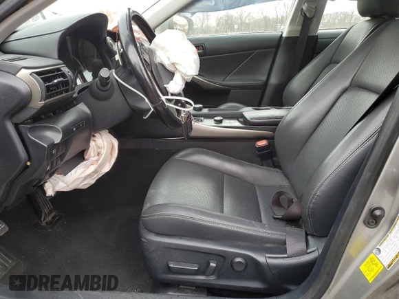 2020 Lexus IS 300 z VIN JTHAA1D26L5101343, wystawiony jako Copart lot #88799685 z przebiegiem 95 947 mil mil oraz Szkoda całkowita • Salvage title. Historia ofert i sprzedaży dostępna na DreamBid. Obrazek 7.