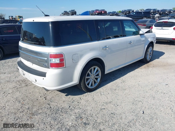 2017 Ford Flex Limited with VIN 2FMGK5D81HBA13240, listed as a IAAI auction lot 41694206 with 113,356 mi miles. Bid and sale history available at carsss.com. Image 4.