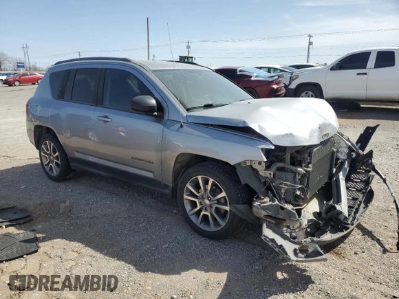 2016 Jeep Compass Sport SE z VIN 1C4NJCBA4GD711214, wystawiony jako Copart lot #49621615 z przebiegiem 105 498 mil mil oraz Szkoda całkowita • Salvage title. Historia ofert i sprzedaży dostępna na DreamBid. Obrazek 4.