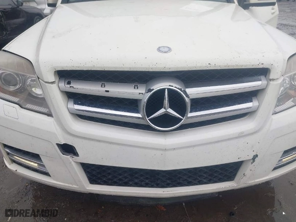 2011 Mercedes-Benz GLK-Class GLK 350 with VIN WDCGG8HB5BF667851, listed as a IAAI auction lot 41171915 with 173,319 mi miles. Bid and sale history available at carsss.com. Image 6.