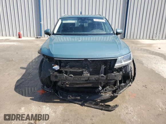 2020 Volkswagen Tiguan SE z VIN 3VV3B7AX7LM063594, wystawiony jako Copart lot #50394555 z przebiegiem 76 158 mil mil oraz Nie do naprawy • Non repairable. Historia ofert i sprzedaży dostępna na DreamBid. Obrazek 5.