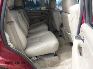 2005 GMC Yukon SLT z VIN 1GKEK13T25J164173, wystawiony jako IAAI lot #42241124 z przebiegiem 220 313 mil mil oraz . Historia ofert i sprzedaży dostępna na DreamBid. Obrazek 8.