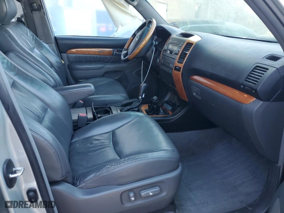 2004 Lexus GX 470 with VIN JTJBT20X240047543, listed as a Copart auction lot 44891365 with 180,544 mi miles and Clean Title. Bid and sale history available at carsss.com. Image 7.