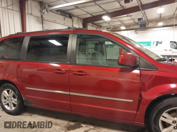 2010 Dodge Grand Caravan Crew with VIN 2D4RN6DX8AR403138, listed as a IAAI auction lot 41937966 with 137,060 mi miles and . Bid and sale history available at DreamBid. Image 14.