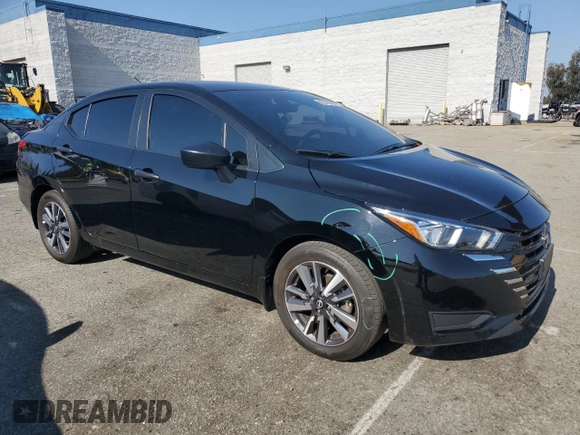 2024 Nissan Versa S с VIN 3N1CN8DV5RL819544, выставлен на аукционе Copart как лот 56370645 с пробегом 32 034 миль миль и Списание • Salvage title. История ставок и продаж доступна на DreamBid. Изображение 4.