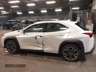 2021 Lexus UX 250h z VIN JTHP9JBH7M2051534, wystawiony jako IAAI lot #41624505 z przebiegiem 29 569 mil mil oraz . Historia ofert i sprzedaży dostępna na DreamBid. Obrazek 14.
